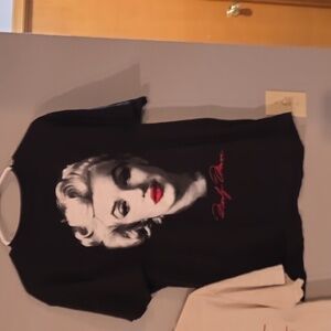 COPY - Marilyn Monroe tee